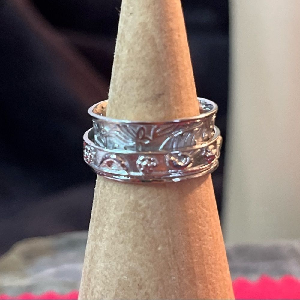 Sterling Silver Stress Relieving Anxiety Spinner Ring Floral